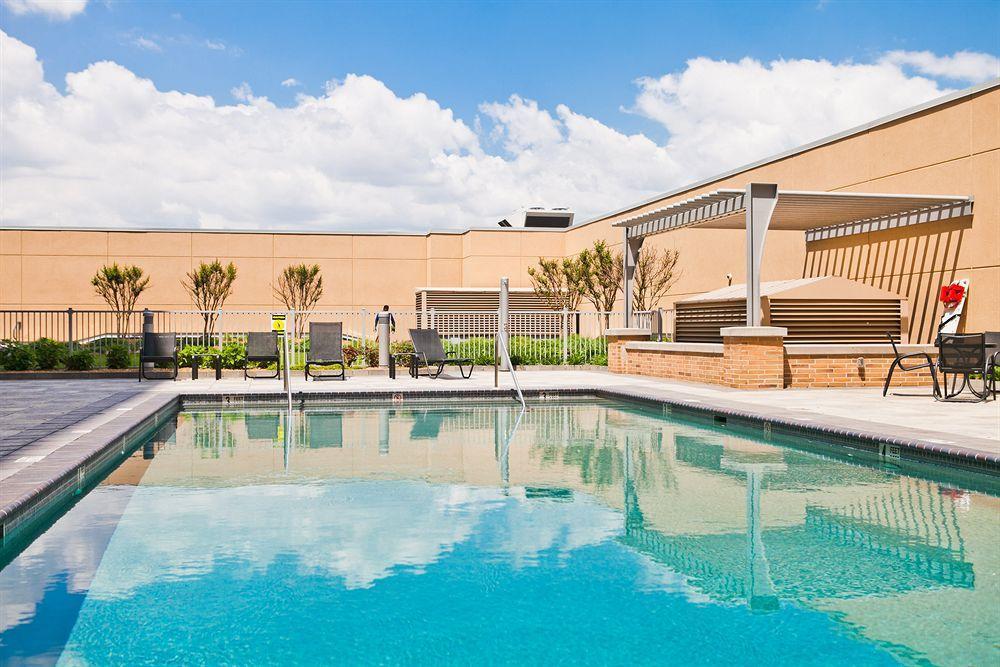 Sky City Apartments ニューヨーク エクステリア 写真